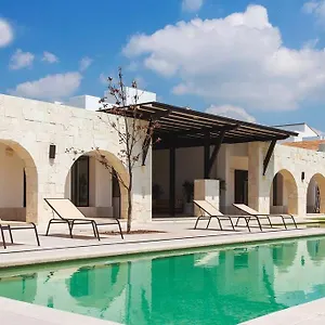 antea-casa-nueva-alberca-y-otras-amenidades.hotels-in-queretaro.com/